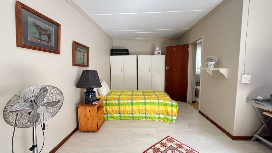 4 Bedroom Property for Sale in Hartenbos Central Western Cape